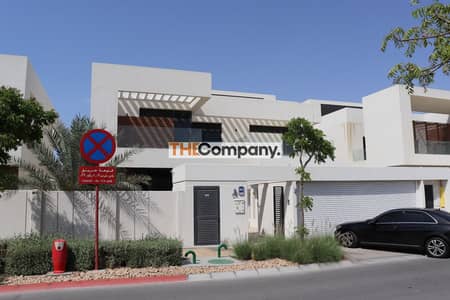 5 Bedroom Villa for Rent in Yas Island, Abu Dhabi - PHOTO-2024-04-18-19-28-36(12). jpg