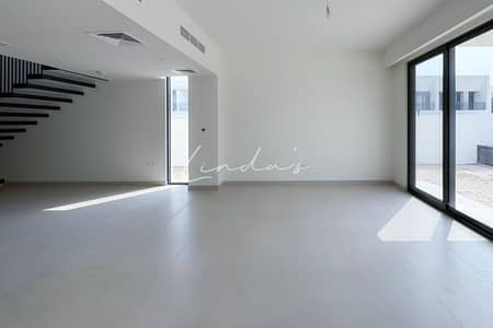 4 Bedroom Townhouse for Rent in Town Square, Dubai - Brand New I Corner I Prime Location I Exclusive