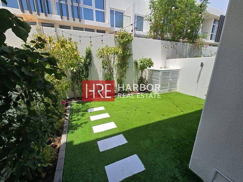 Middle closed kitchen | Ready to Move In | Terrace - Image 11