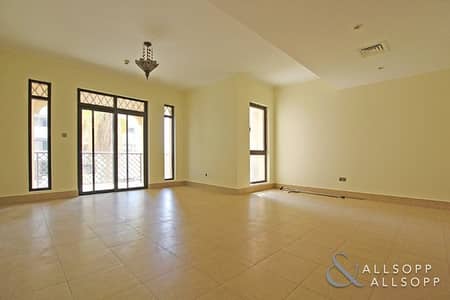 2 Bedrooms | Vacant | Close to Dubai Mall 2 Bedrooms | Vacant | Close to Dubai Mall