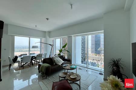 1 Bedroom Flat for Sale in Business Bay, Dubai - Corner Unit | Street View | Bright Unit