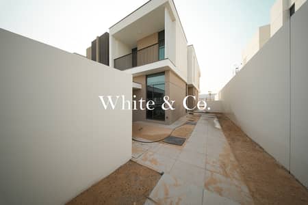 4 Bedroom Villa for Rent in Al Furjan, Dubai - Single Row | Landscape Unit | Vacant Villa