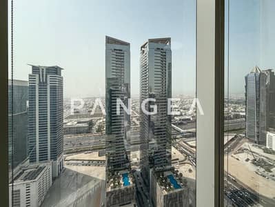 Office for Rent in Business Bay, Dubai - Luxury View | Fitted Office | Close to Metro