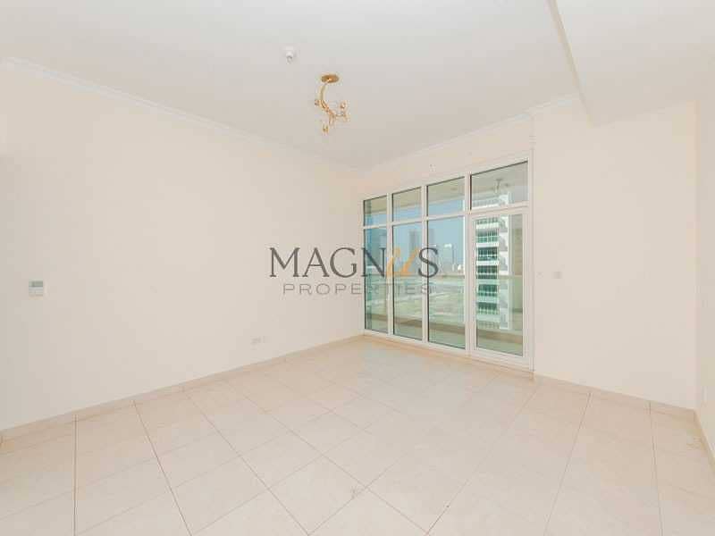 VACANT PARTIAL MARINA & LAKE VIEW