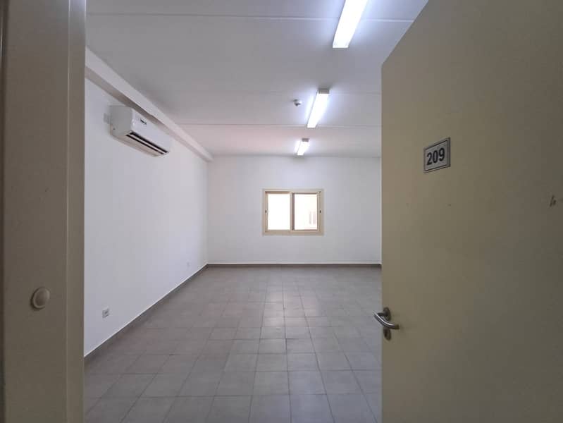 4 ecdcdbe9-1e41-4718-ab12-2ebaeb624d7d (1). jpg