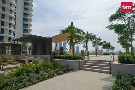 1 Bedroom Flat for Rent in Dubai Harbour, Dubai - Stunning Amenities | Private Beach Access | Vacant