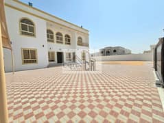 فیلا في السيوح 5 غرف 160000 درهم - 12581814