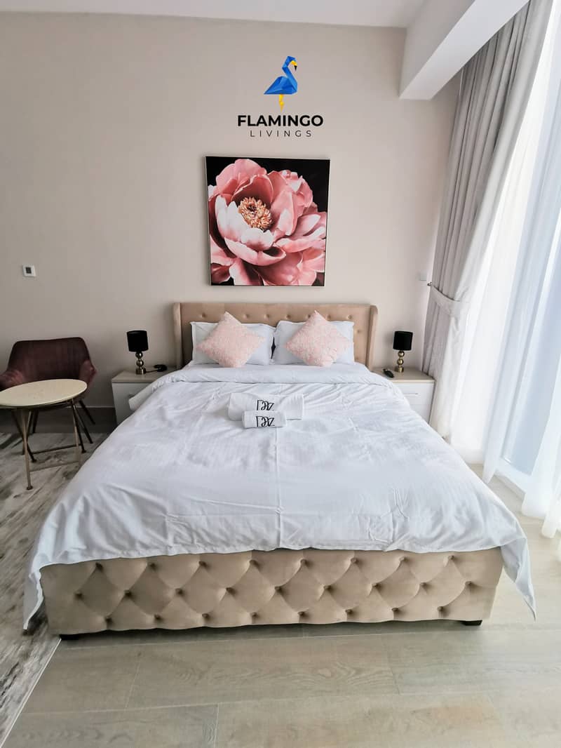 Stylish, Bright & Well-Connected - Prime Location