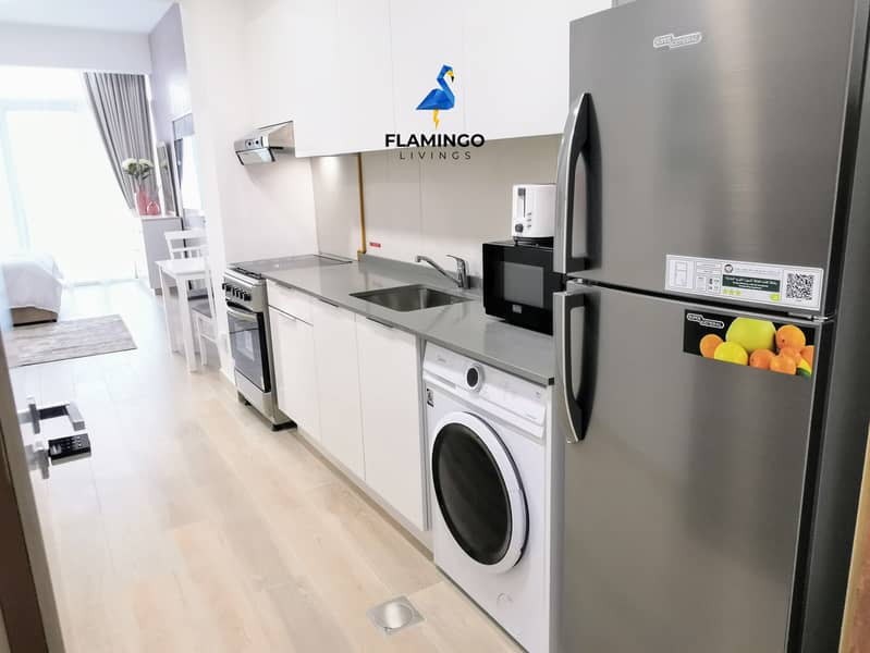 Stylish, Bright & Well-Connected - Prime Location - Image 7