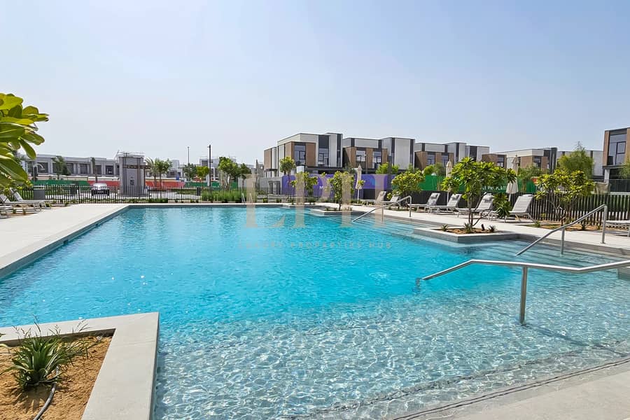 Park Facing | Premium Location | Perfect Price - Image 15