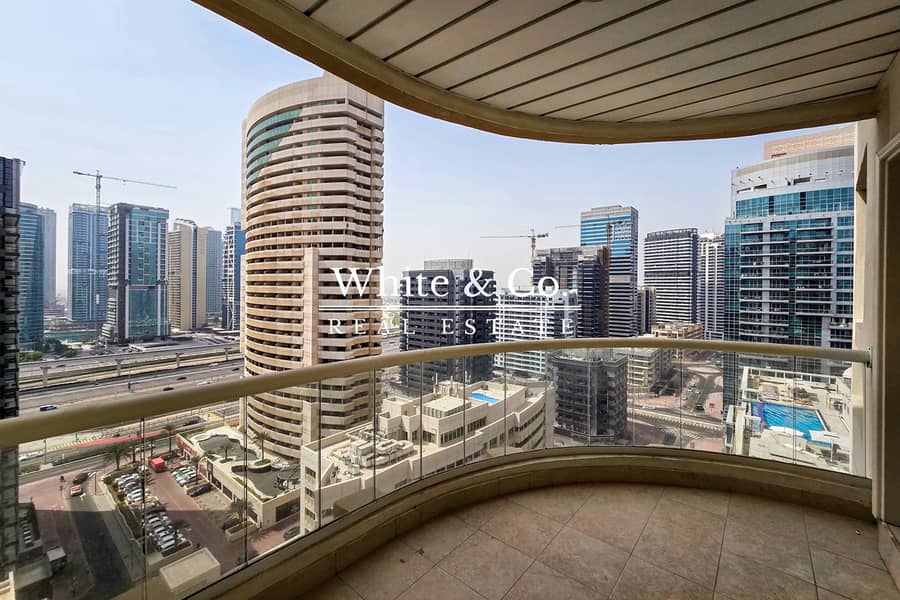 Unfurnished Unit | Mid Floor | Upgraded - Image 12
