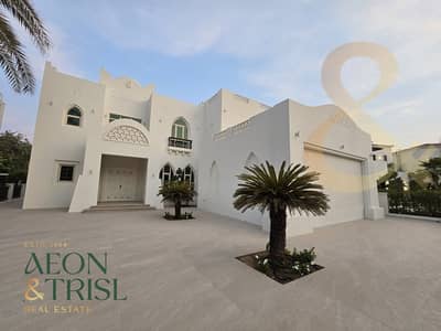 5 Bedroom Villa for Rent in Jumeirah Islands, Dubai - Renovated 5BR Villa | Lake View | Jumeirah Islands