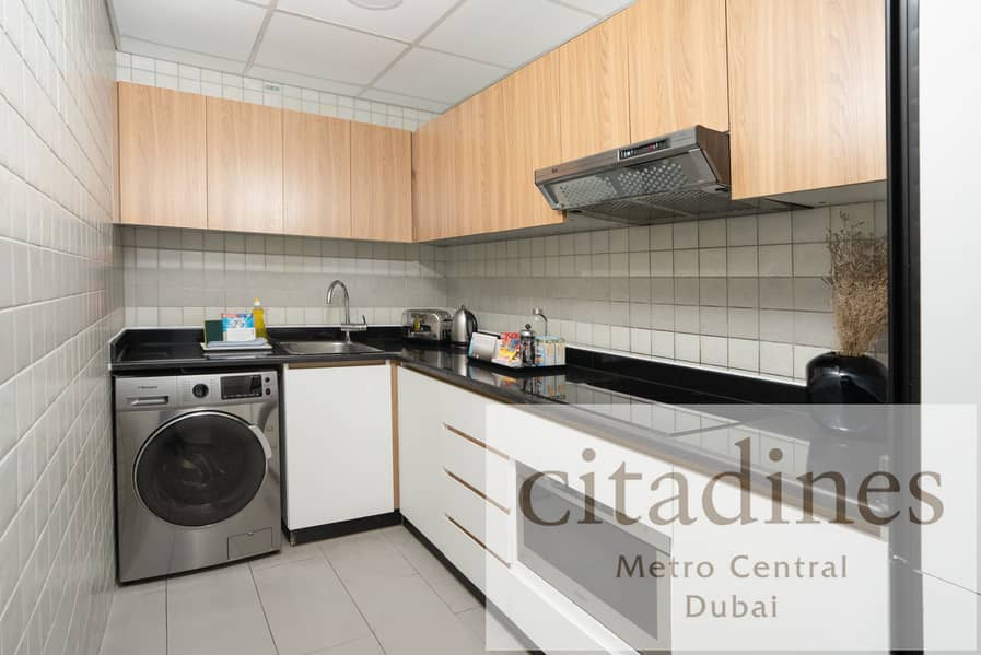 6 Premier 1BR -Kitchen. jpg