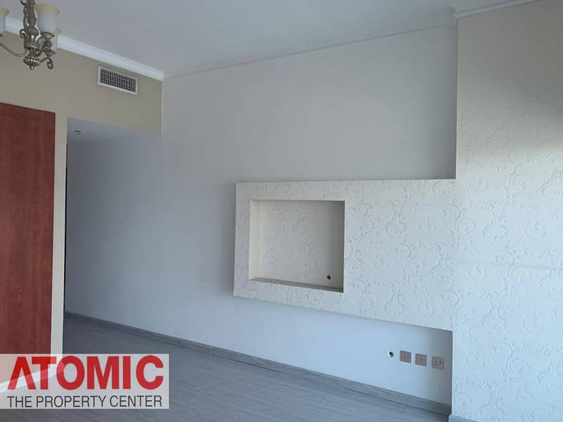 Investor Deal!Rented 1 Bedroom For sale in Op1!Large layout Investor Deal!Rented 1 Bedroom For sale in Op1!Large layout