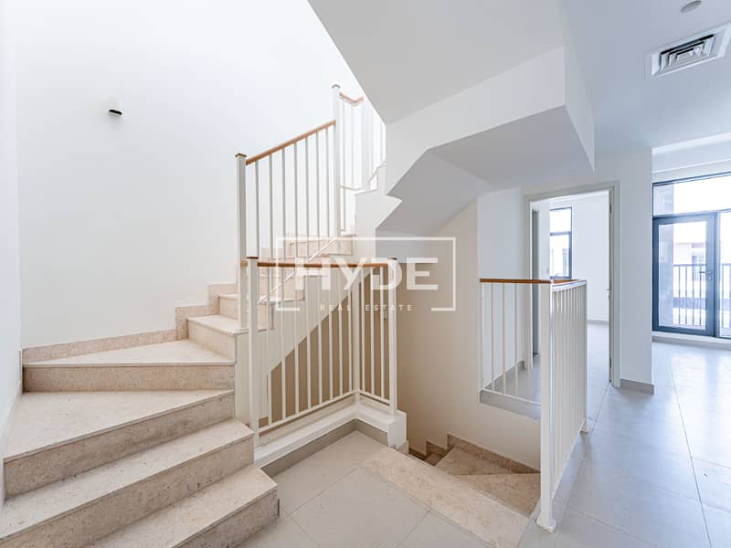 4 Ensuites | Study + Maids | Corner plot - Image 7