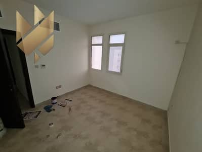 姆瓦伊莱社区， 夏尔迦 1 卧室公寓待租 - صورة واتساب بتاريخ 1447-03-03 في 13.14. 51_f91f7cc7. jpg