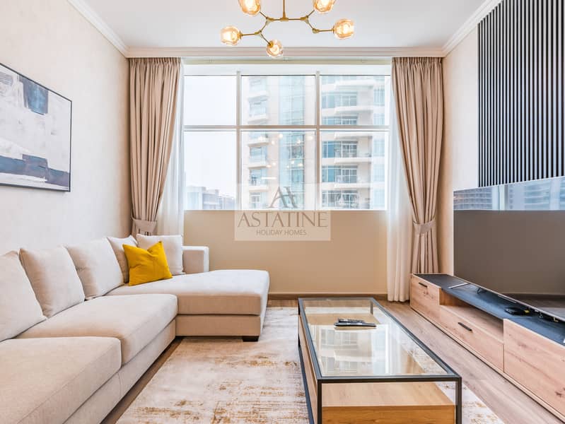 Spacious 1BR-Walk to Dubai Mall & Khalifa-Downtown !! end of summer offer !!