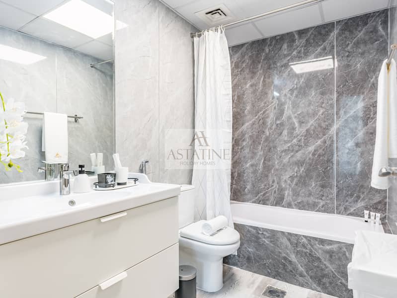 Spacious 1BR-Walk to Dubai Mall & Khalifa-Downtown !! end of summer offer !! - Image 10