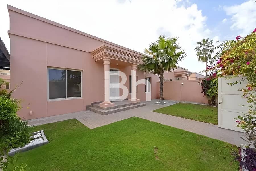 Private Garden| Renovated 3BR| Vacant Mid December