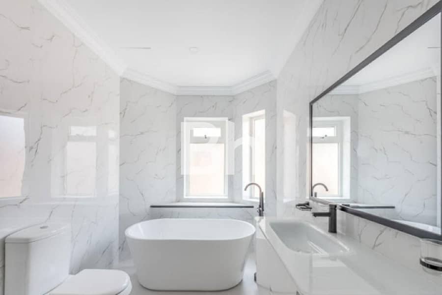 Private Garden| Renovated 3BR| Vacant Mid December - Image 16