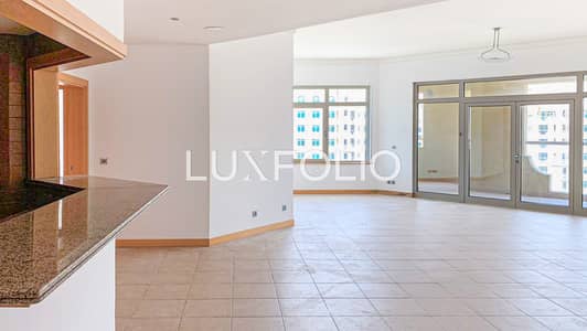 3 Bedroom Flat for Rent in Palm Jumeirah, Dubai - Upgraded | Beach Access | Corner Unit