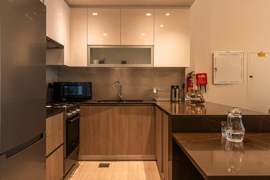 Bright & Stylish 2 bedroom in JLT – Medore Tower - Image 12