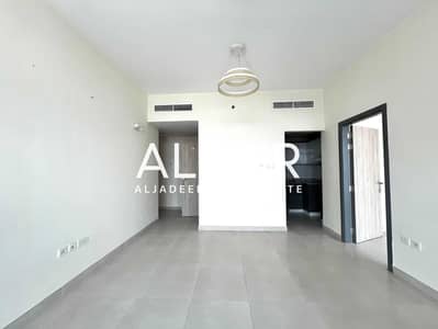 1 Bedroom Apartment for Sale in Jumeirah Village Circle (JVC), Dubai - Investor Deal | Vacant on Transfer | Spacious