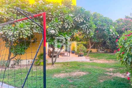 3 Bedroom Villa for Sale in Dubailand, Dubai - Spacious | Large Plot | Vacating Soon | Maids Room