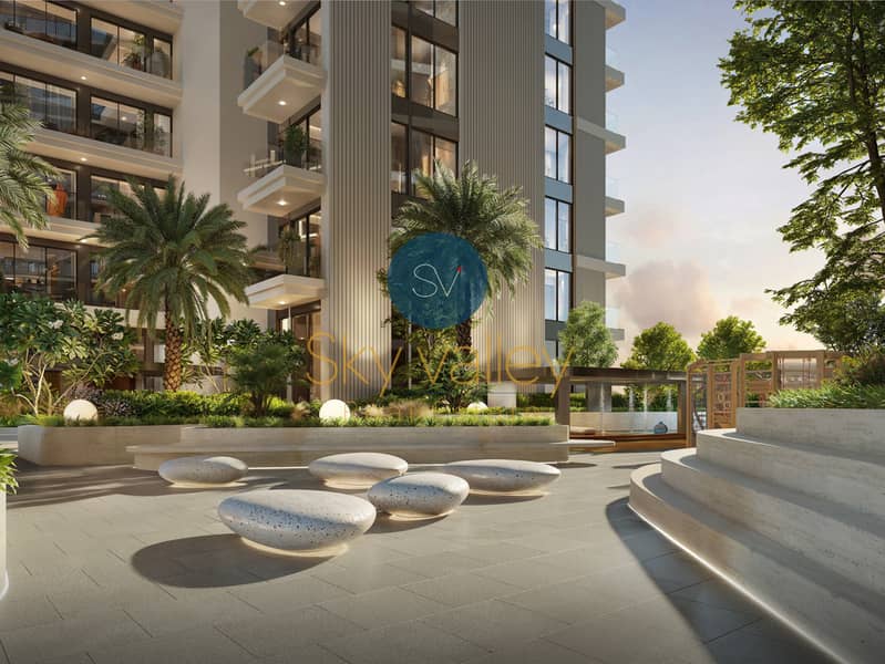 10 The Hillgate - garden. jpg
