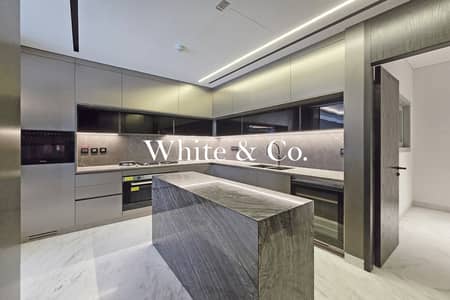 2 Bedroom Flat for Sale in Business Bay, Dubai - High Floor | Large Layout | Canal View