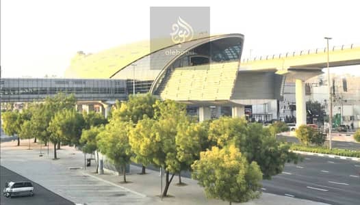 Front of Metro  3bhk is available for rent Book Now!