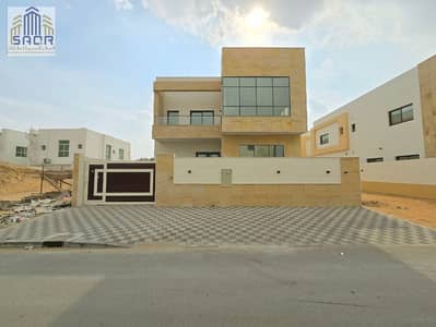 فیلا 5 غرف نوم للبيع في الحليو، عجمان - photo_5812345960431470701_y. jpg