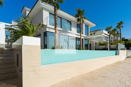 5 Bedroom Villa for Sale in Palm Jumeirah, Dubai - Fully Upgraded Luxurious 5 Bedroom | TV Room