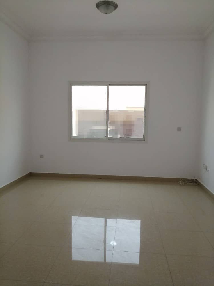 شقة في مدينة محمد بن زايد 3 غرف 110000 درهم - 4251164