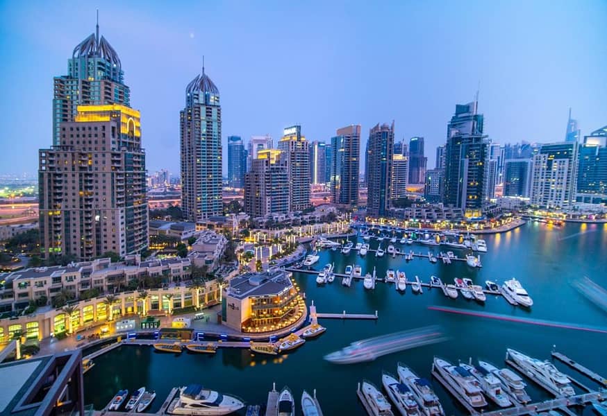 位于迪拜码头，滨海之门，滨海之门2号 3 卧室的公寓 210000 AED - 4251163