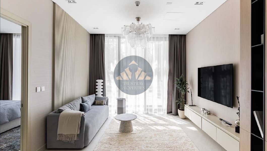 3 living room -1. jpg