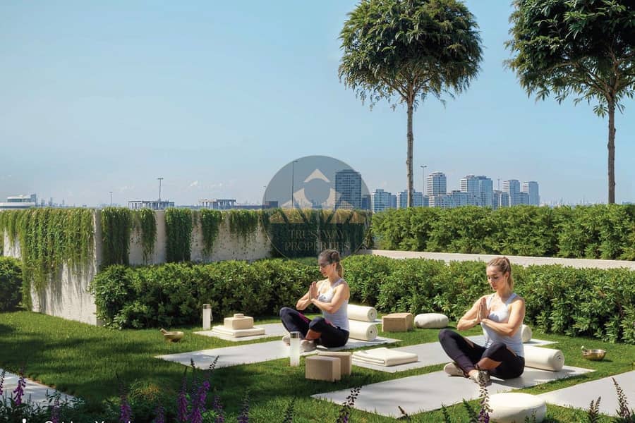 9 yoga area - outside. jpg