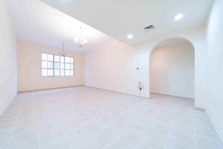 2 7R208237. jpg