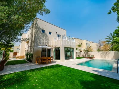 5 Bedroom Villa for Sale in The Meadows, Dubai - TurnKey Villa | 5 Bed | Private Pool