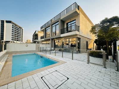 荔湾住宅区， 迪拜 5 卧室别墅待租 - 位于荔湾住宅区，180 度别墅 5 卧室的别墅 320000 AED - 12630809