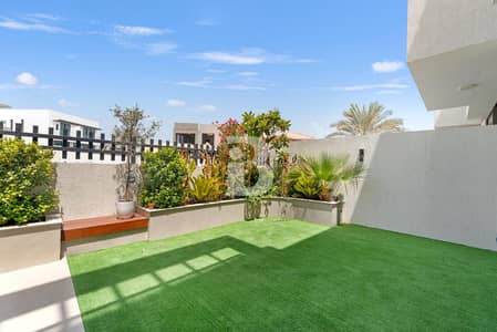 تاون هاوس 4 غرف نوم للبيع في الفرجان، دبي - تاون هاوس في الفرجان غرب،الفرجان 4 غرف 5300000 درهم - 12631676