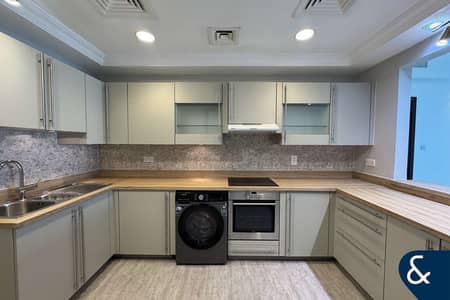 2 Bedroom Apartment for Rent in Palm Jumeirah, Dubai - D Type | Unfurnished | Upgraded | Modern