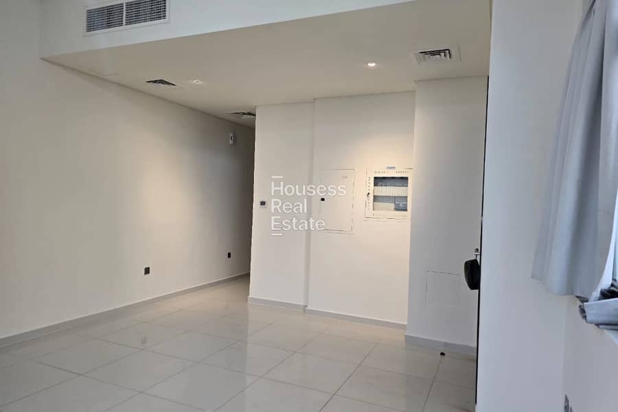 BEAUTIFUL DESIGNED | CORNER UNIT | SINGLE ROW