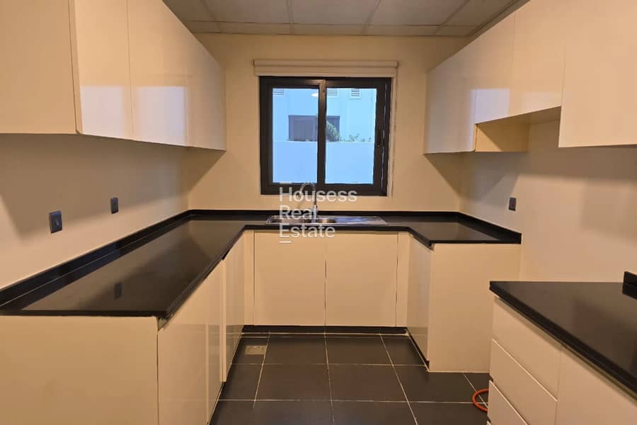 BEAUTIFUL DESIGNED | CORNER UNIT | SINGLE ROW