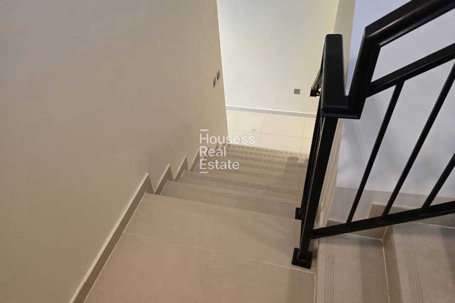 BEAUTIFUL DESIGNED | CORNER UNIT | SINGLE ROW - Image 6