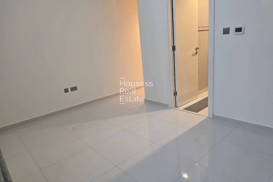 BEAUTIFUL DESIGNED | CORNER UNIT | SINGLE ROW - Image 25