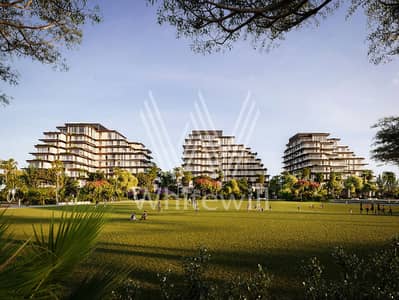2 Bedroom Apartment for Sale in Yas Island, Abu Dhabi - 1706643049-65b94e69c2541_EXT01_view_from_the_park_v07_kopiya. jpg