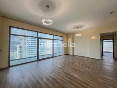 2 Bedroom Flat for Rent in Barsha Heights (Tecom), Dubai - Upgraded flooring | Vacant | Large Layout
