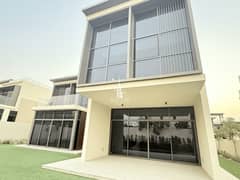 Luxury 6BHK Villa | Ready To Move In | Prime