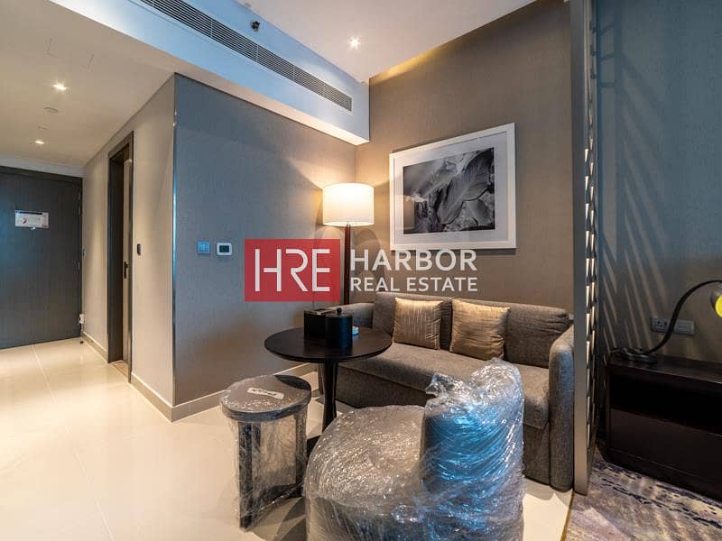 Canal Views | Fully Furnished | Luxury Living - Image 8